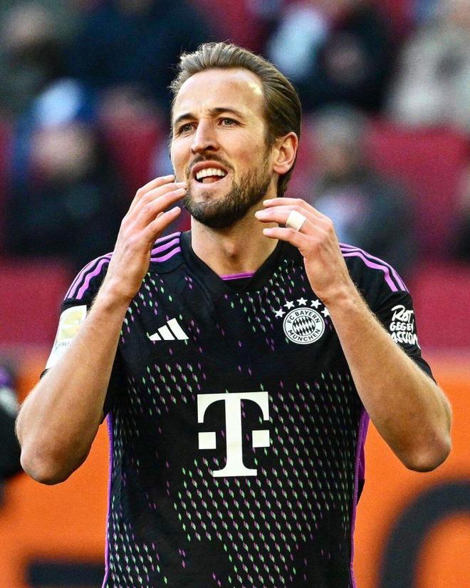 香港明星足 香港明星足